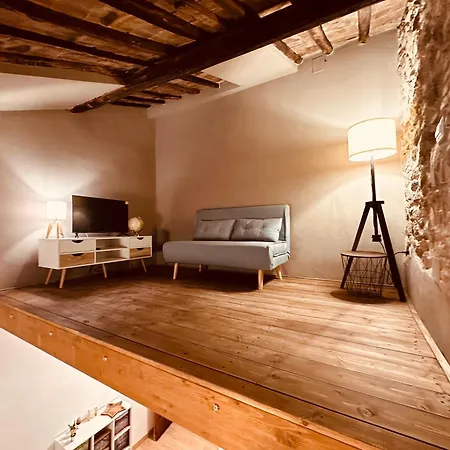 Il Pianerottolo Apartment *